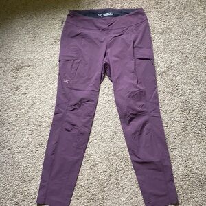 Arc’teryx lightweight jogger